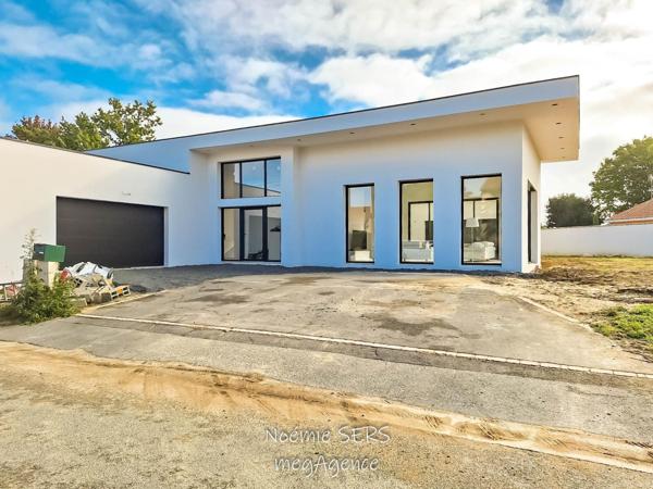 Maison à SEVREMOINE, 49450 - 7 pièces 220m²