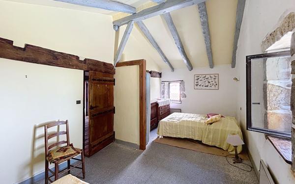 Maison à vendre    6 pièces •  Mouguerre