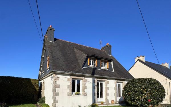 Maison à vendre    4 pièces • 92,70 m2 Plouguernével