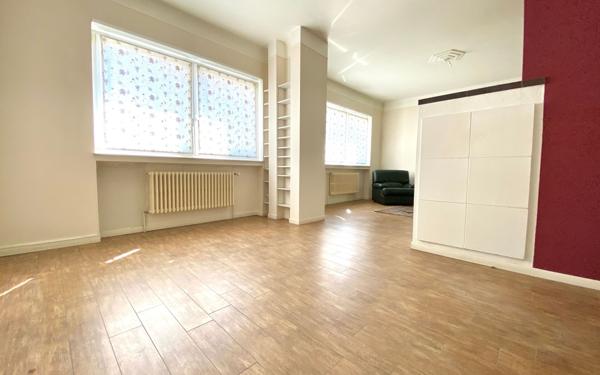 Maison à vendre    6 pièces • 167 m2 Forbach