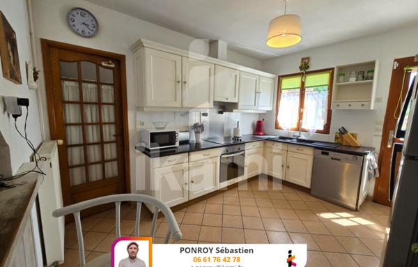 Pavillon d'Exception de 125 m2 avec Piscine et Grand Terrain Arboré