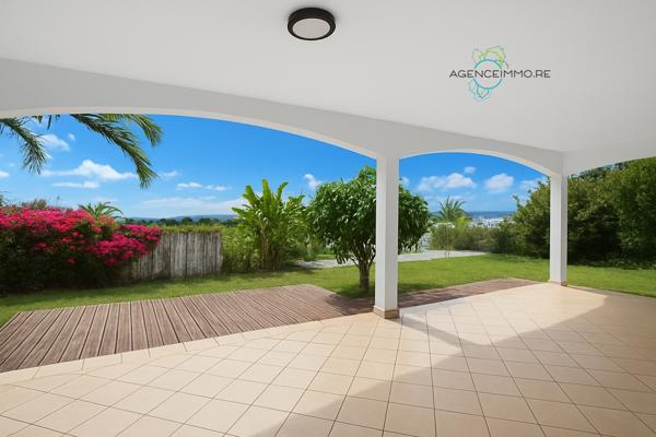 Spacieuse villa F5 de 179m2 avec garage à St Pierre Ravine des Cabris