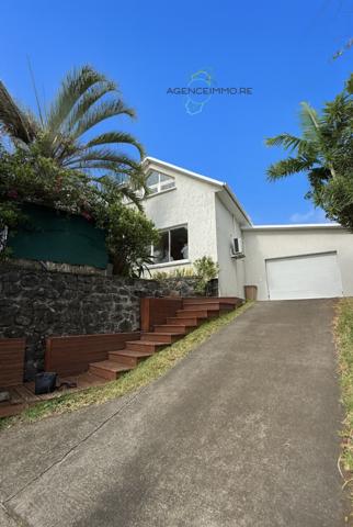 Spacieuse villa F5 de 179m2 avec garage à St Pierre Ravine des Cabris