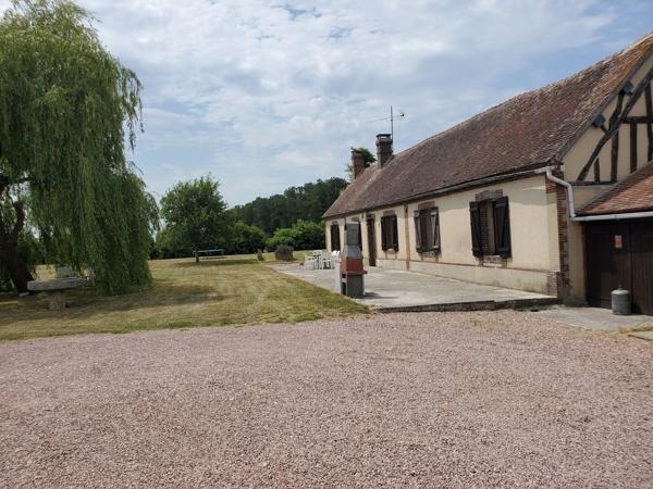 Proche Verneuil d'Avre et d'Iton, au calme Longère 4 chambres