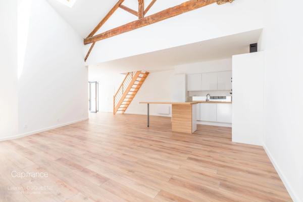 DIJON DARCY GARE  LOFT DE 95.40 M2 CARREZ ET 123 M2 AU SOL