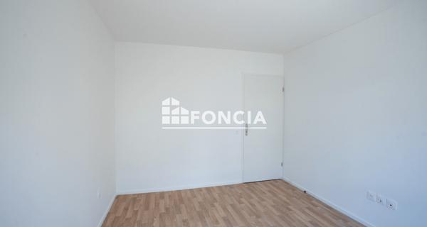 À vendre Appartement 2 pièces 42 m² - Trappes 78190