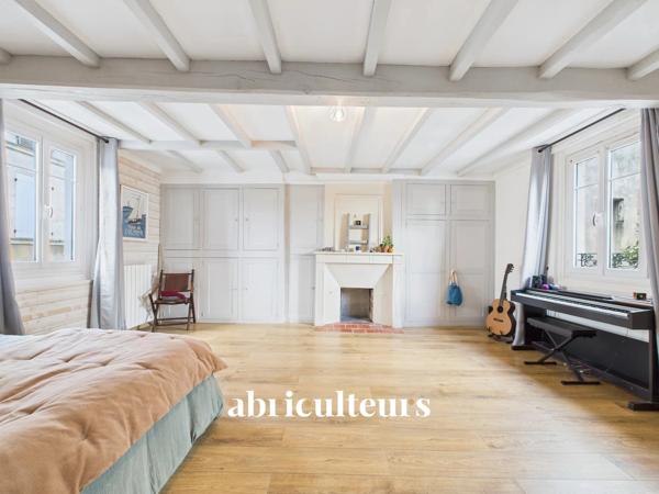 Maison de caractère pleine de cachet de 158 m² avec jardin Cognac
