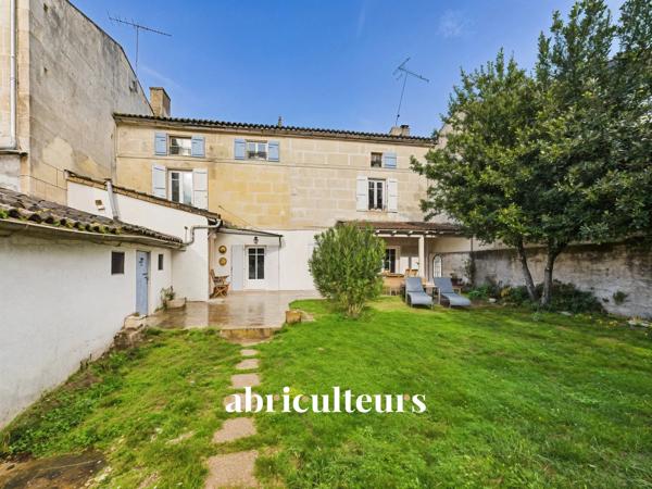 Maison de caractère pleine de cachet de 158 m² avec jardin Cognac