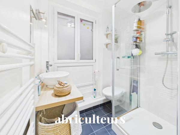 Rare 38 m² 2 pièces avec terrasse interieure– Paris 11e Rue de la Fontaine au Roi