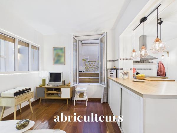Rare 38 m² 2 pièces avec terrasse interieure– Paris 11e Rue de la Fontaine au Roi