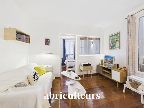 Rare 38 m² 2 pièces avec terrasse interieure– Paris 11e Rue de la Fontaine au Roi