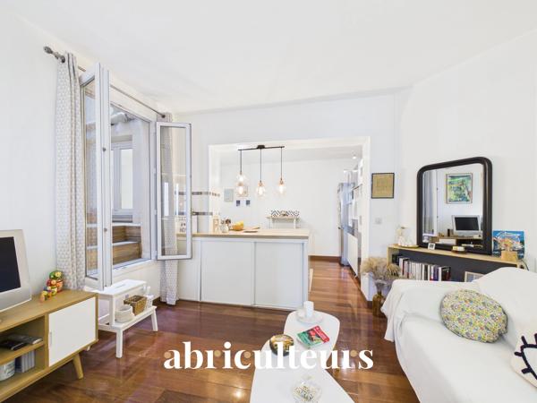 Rare 38 m² 2 pièces avec terrasse interieure– Paris 11e Rue de la Fontaine au Roi