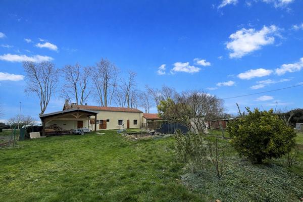 CINTEGABELLE : MAISON T5 DE PLAIN PIED AVEC GARAGE ET VUE PYRENEES SUR TERRAIN DE 4934M2