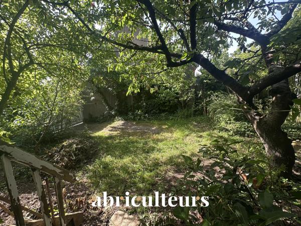 Terrain constructible 120m2 Construction de 95 à 100m2 Au coeur du quartier Zola