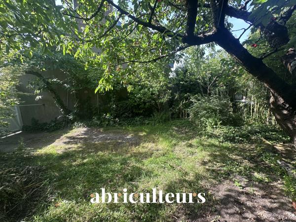 Terrain constructible 120m2 Construction de 95 à 100m2 Au coeur du quartier Zola