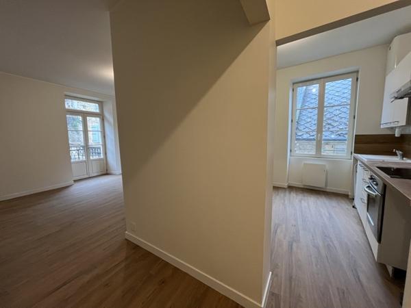 Appartement à louer 650 € CC Montignac-Lascaux 3 p 60 m² DPE C