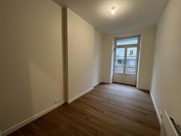 Appartement à louer 650 € CC Montignac-Lascaux 3 p 60 m² DPE C