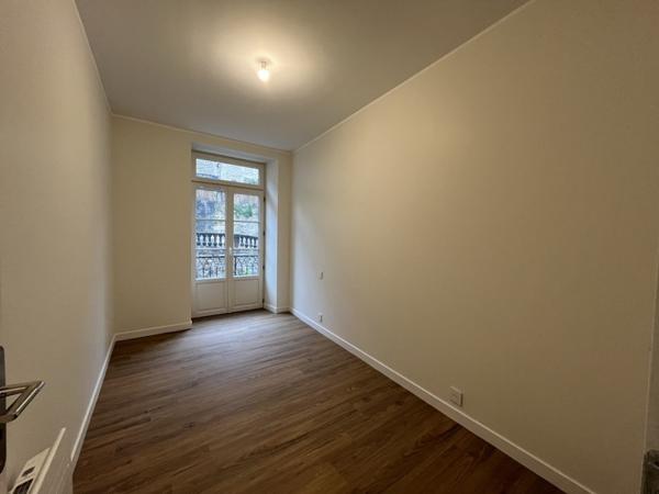 Appartement à louer 650 € CC Montignac-Lascaux 3 p 60 m² DPE C