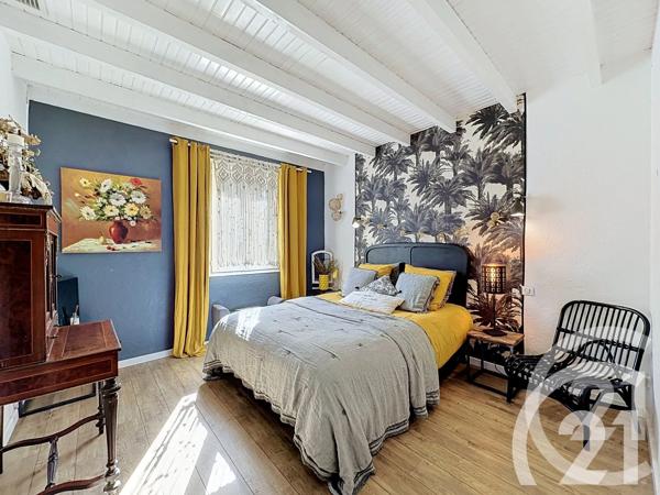 Maison à vendre  5 pièces - 176,92 m 2   TAILLADES  - 84
