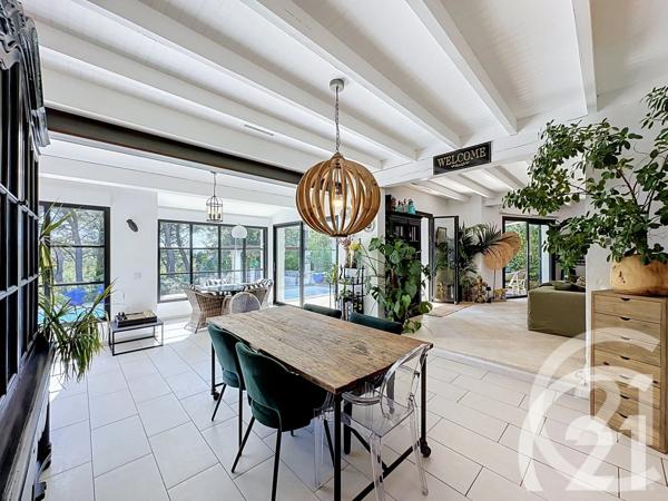 Maison à vendre  5 pièces - 176,92 m 2   TAILLADES  - 84