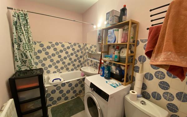 Appartement à vendre    1 pièce • 24,70 m2 Bordeaux