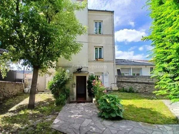 Vente                                                      Appartement
                        
                     2 pièces                      40 m2                     à Villeneuve-Saint-Georges