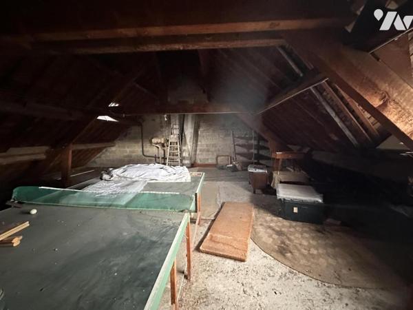 A VENDRE 56 VANNES Bondon, maison 1968 sur sous-sol, 3 chambres + grenier aménageable.