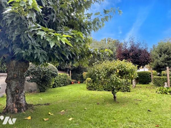 A VENDRE 56 VANNES Bondon, maison 1968 sur sous-sol, 3 chambres + grenier aménageable.