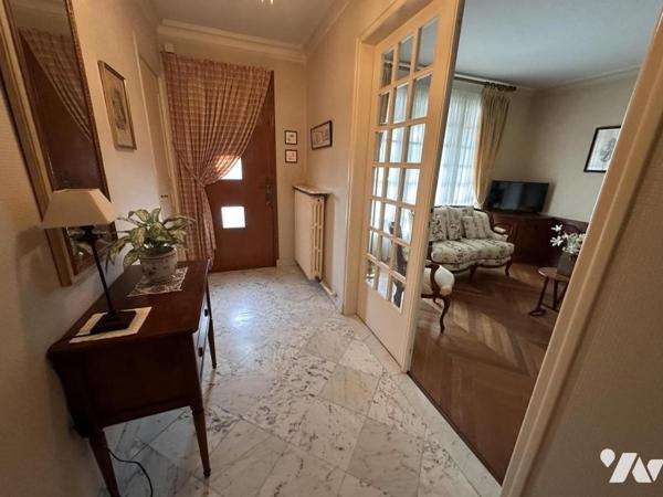 A VENDRE 56 VANNES Bondon, maison 1968 sur sous-sol, 3 chambres + grenier aménageable.