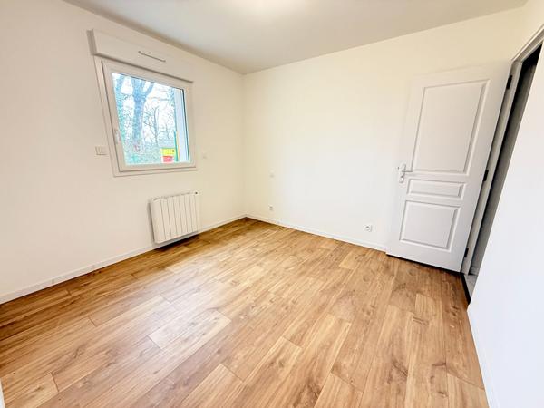 Maison Le Genest Saint Isle 5 pièce(s) 88.9 m2