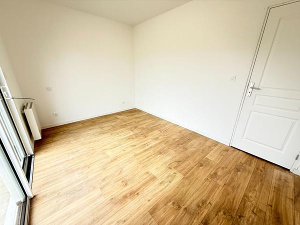 Maison Le Genest Saint Isle 5 pièce(s) 88.9 m2