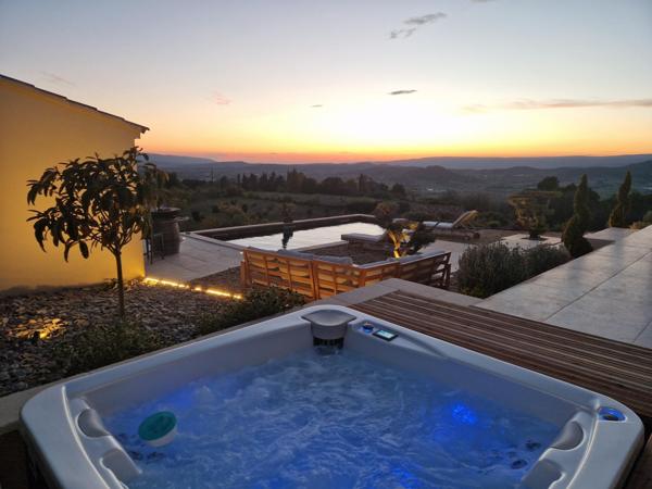 Maison contemporaine d’exception – volumes généreux et prestations haut de gamme