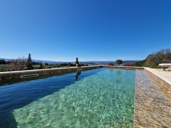 Maison contemporaine d’exception – volumes généreux et prestations haut de gamme