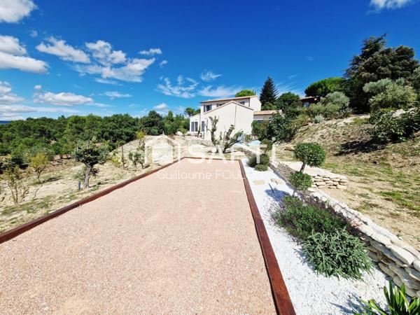 Maison contemporaine d’exception – volumes généreux et prestations haut de gamme
