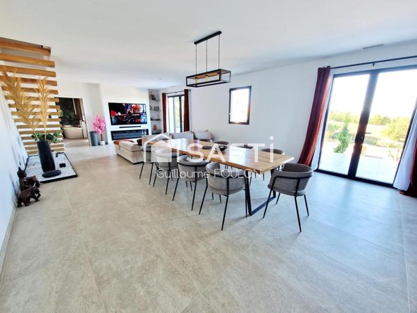 Maison contemporaine d’exception – volumes généreux et prestations haut de gamme