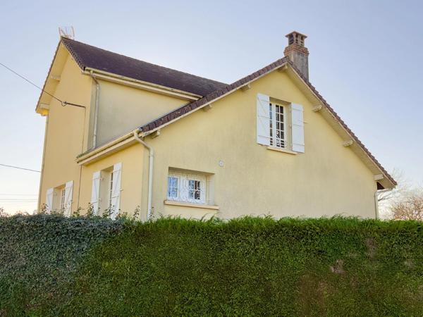 Charmante maison indépendante de 3 chambres avec garage