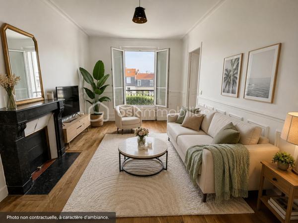 À seulement quelques minutes de Paris, découvrez ce superbe appartement 2 pièces situé au 3ème et dernier étage d’un immeuble de caractère, au cœur du secteur recherché de l’avenue Eugène Thomas au Kremlin-Bicêtre, à deux pas du métro Ligne 7 et des commerces.
Dès l'entrée, le charme opère : parquet massif, moulures, cheminée d'époque, belle hauteur sous plafond et luminosité offrent à ce bien une atmosphère chaleureuse et authentique, devenue rare sur le marché.
L'appartement se compose de :
✔️ Une agréable pièce de vie lumineuse avec cheminée décorative
✔️ Une grande chambre offrant de beaux volumes et des rangements
✔️ Une cuisine indépendante avec vue dégagée
✔️ Une salle d'eau rénovée avec douche contemporaine
✔️ WC séparés
✔️ Dressing / espace de rangement complémentaire
✔️ Une cave en sous-sol
Situé en dernier étage, ce bien bénéficie d'une vue dégagée sans vis-à-vis direct, d'une belle tranquillité et d'une propreté particulièrement appréciable.
📍 Un emplacement stratégique
Vous profiterez d'un environnement particulièrement recherché :
🚇 Métro Le Kremlin-Bicêtre (Ligne 7) à quelques minutes à pied permettant de rejoindre rapidement Paris.
🛍️ Centre commercial Okabé, commerces de proximité, marché, restaurants et services accessibles à pied.
🏥 Proximité immédiate de l'Hôpital Bicêtre, des établissements d'enseignement supérieur et des principaux axes de transport.
💡 Un bien idéal pour :
🏡 Un primo-accédant souhaitant acquérir un appartement avec du cachet aux portes de Paris plutôt qu'un bien standardisé.
📈 Un investisseur recherchant un secteur dynamique, très demandé par les étudiants, jeunes actifs et personnels hospitaliers grâce à la proximité des transports et des pôles d'emploi.

**Conseil : Ne tardez pas pour le visiter...**