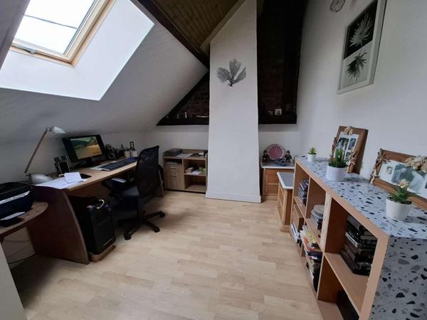 Maison habitable de suite proche L'Aigle 8 pièce(s) 147 m2