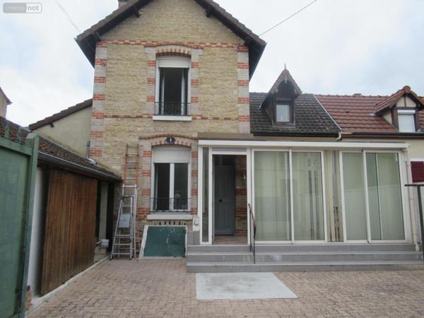 Maison à vendre à Sainte-Savine dans l'Aube (10300), ref : 10377/910