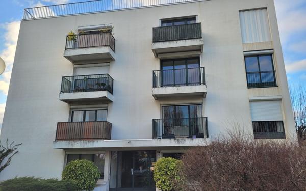 Appartement à louer    2 pièces •  Vaucresson