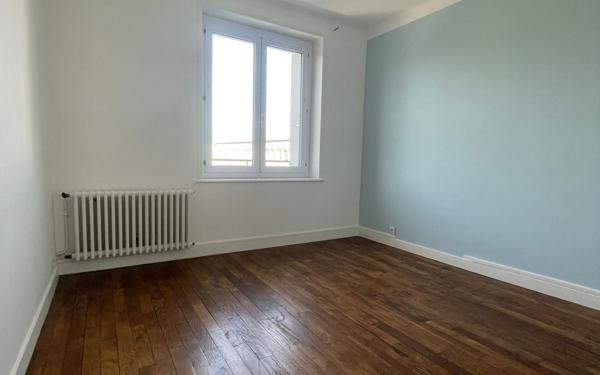 Appartement à louer    4 pièces •  Brest