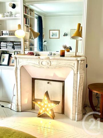 Appartement à vendre  2 pièces - 68,05 m 2   PARIS  - 75004