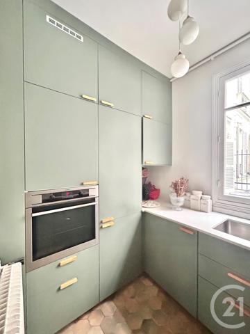 Appartement à vendre  2 pièces - 68,05 m 2   PARIS  - 75004