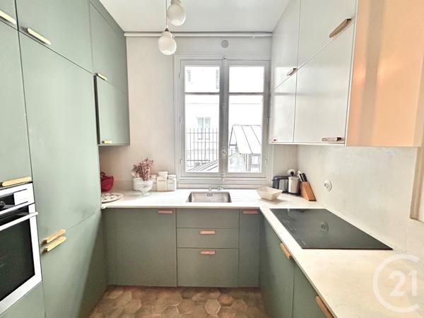 Appartement à vendre  2 pièces - 68,05 m 2   PARIS  - 75004
