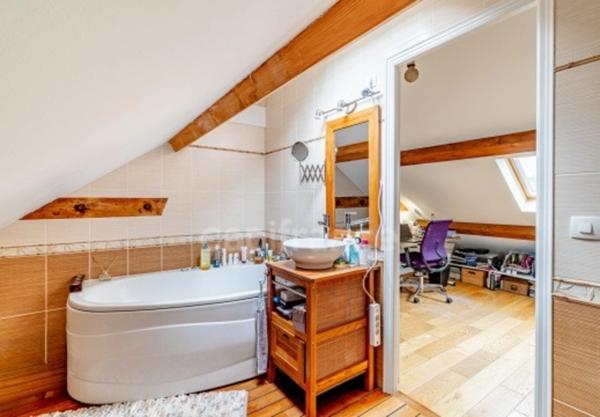 Charmante maison familiale avec Studio indépendante à SOISY SOUS MONTMORENCY (95)