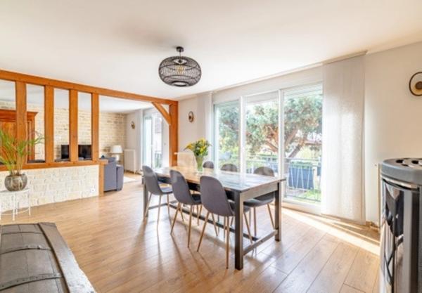 Charmante maison familiale avec Studio indépendante à SOISY SOUS MONTMORENCY (95)