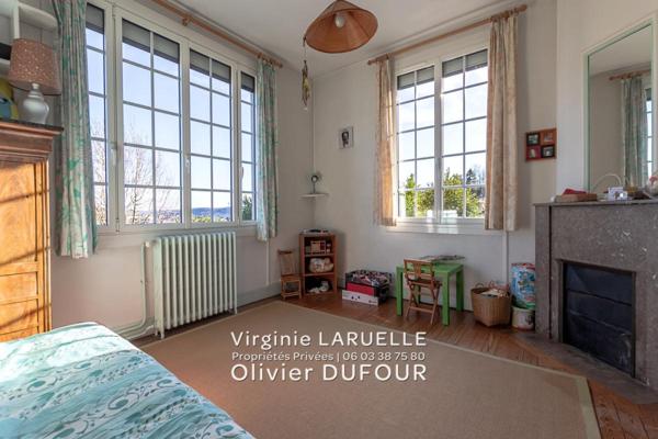 Mont-Saint-Aignan maison 4 chambres, cave et abri voiture