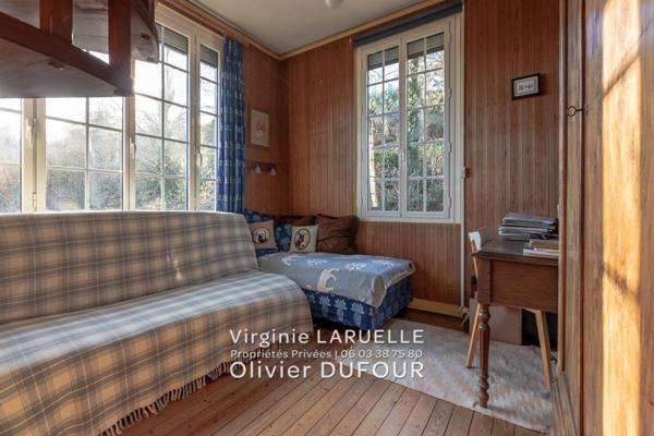 Mont-Saint-Aignan maison 4 chambres, cave et abri voiture