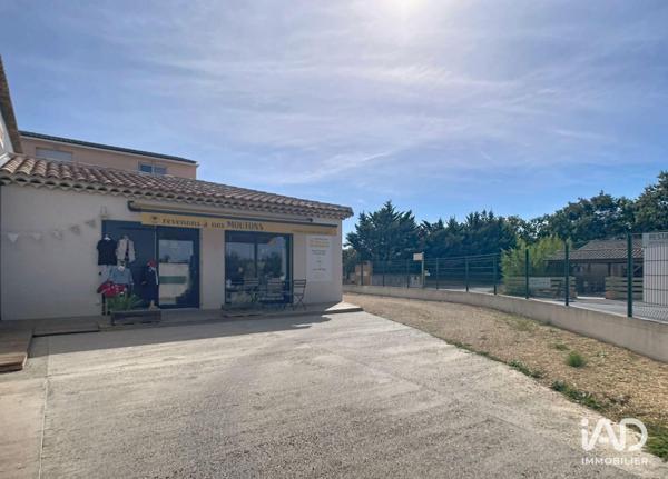 Location boutique/local commercial 48 m² Saint-Cannat