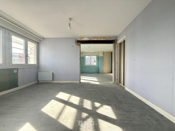 APPARTEMENT T2 DE 40 M² À RÉNOVER – À 1,5 KM DU PORT DE VANNES – SECTEUR GARE / HÔPITAL